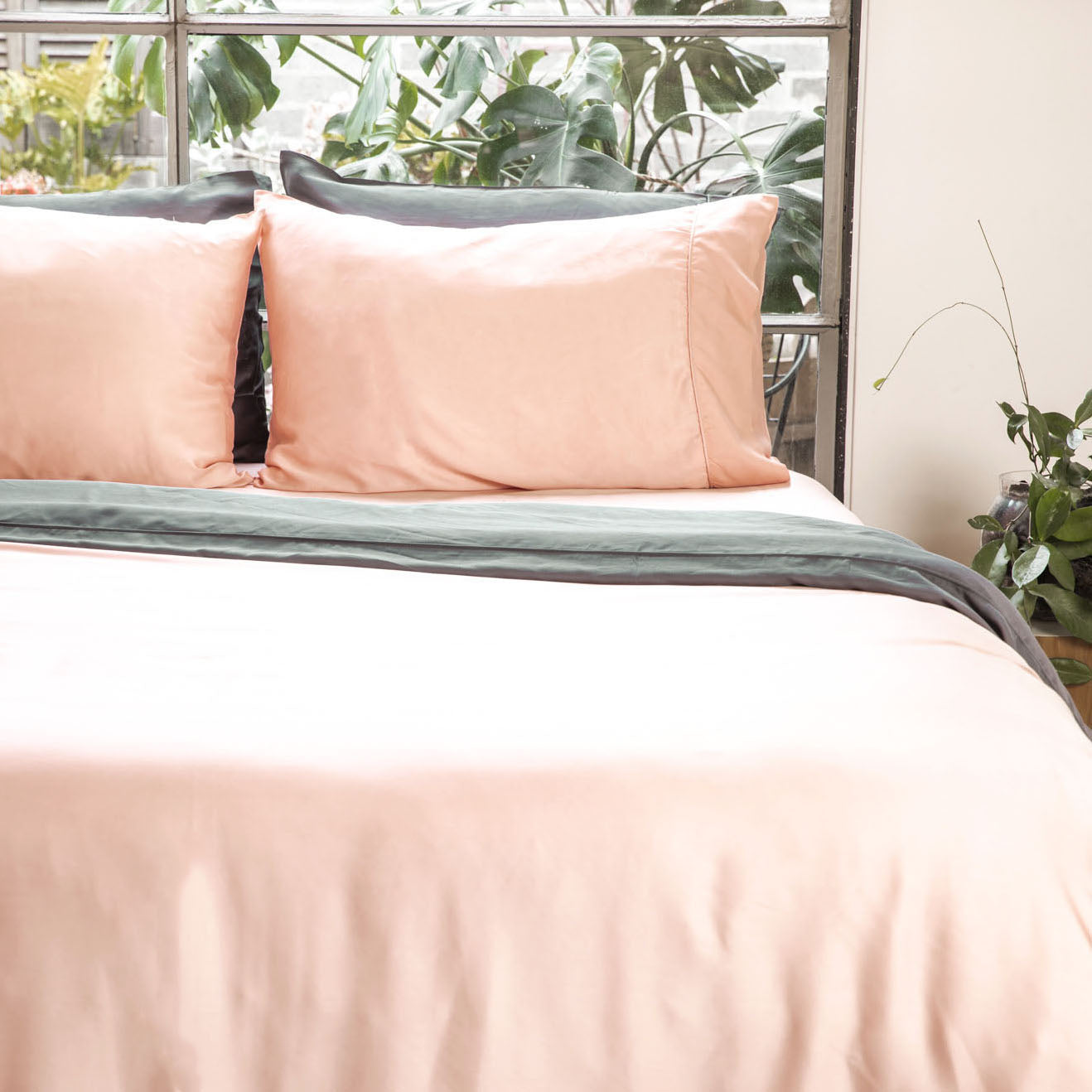 Cloud Pink | Signature Sateen Duvet Cover Made with 100% Organic Bamboo